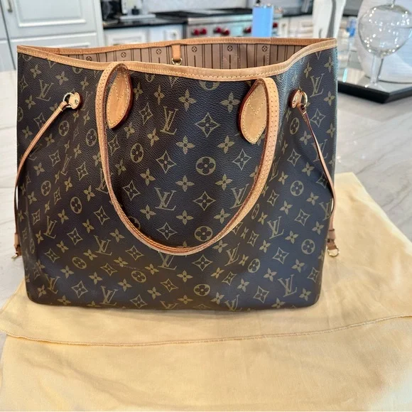 Louis Vuitton Monogram Neverfull GM Tote - Picture 1 of 9